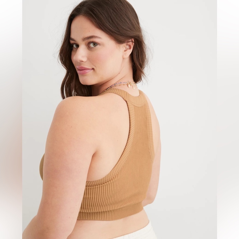 Aerie Superchill Seamless High Neck Ribbed Halter Bra Top in Beach Dune Size M - Picture 2 of 8